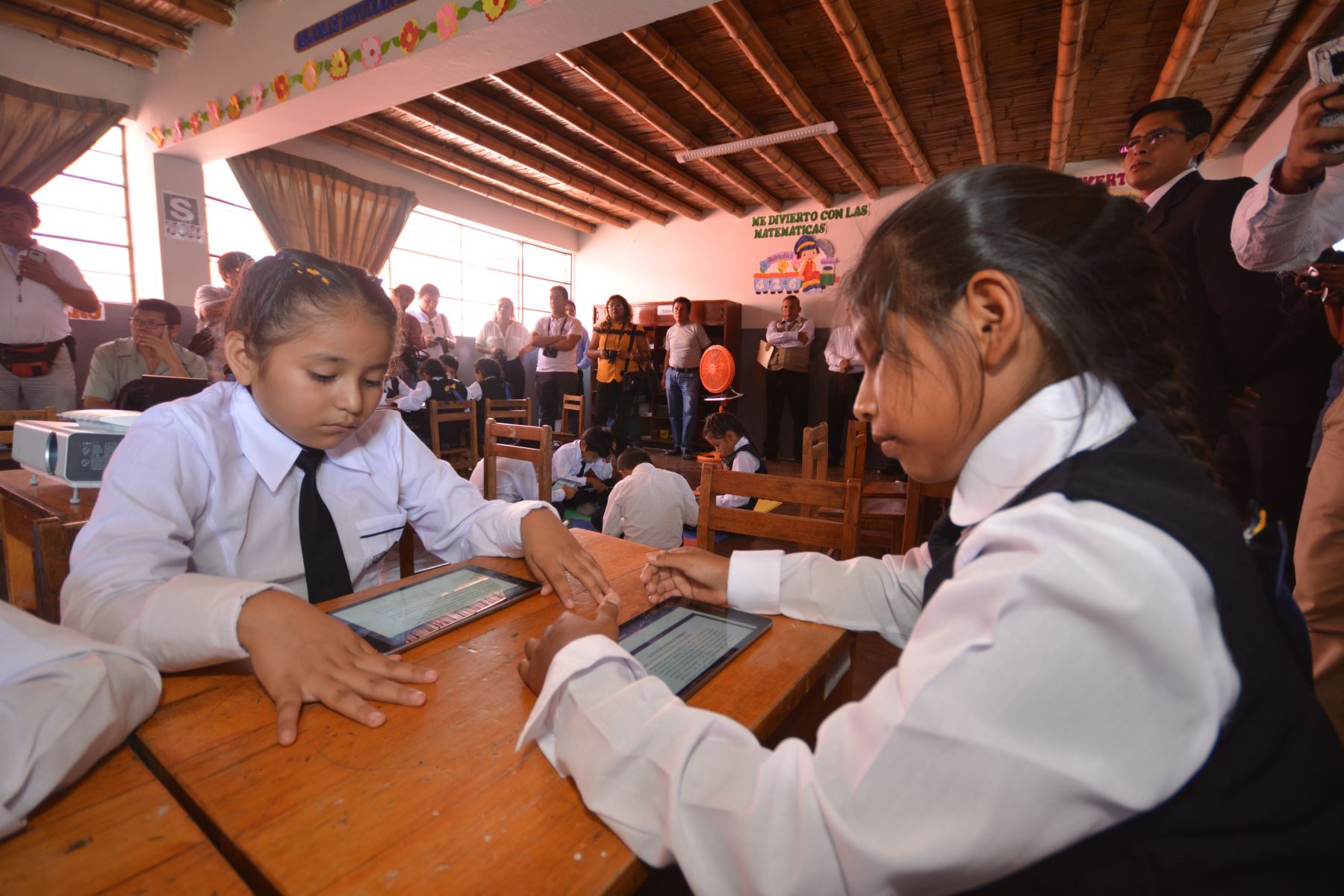 Minedu confirma postergación del inicio de clases por una semana