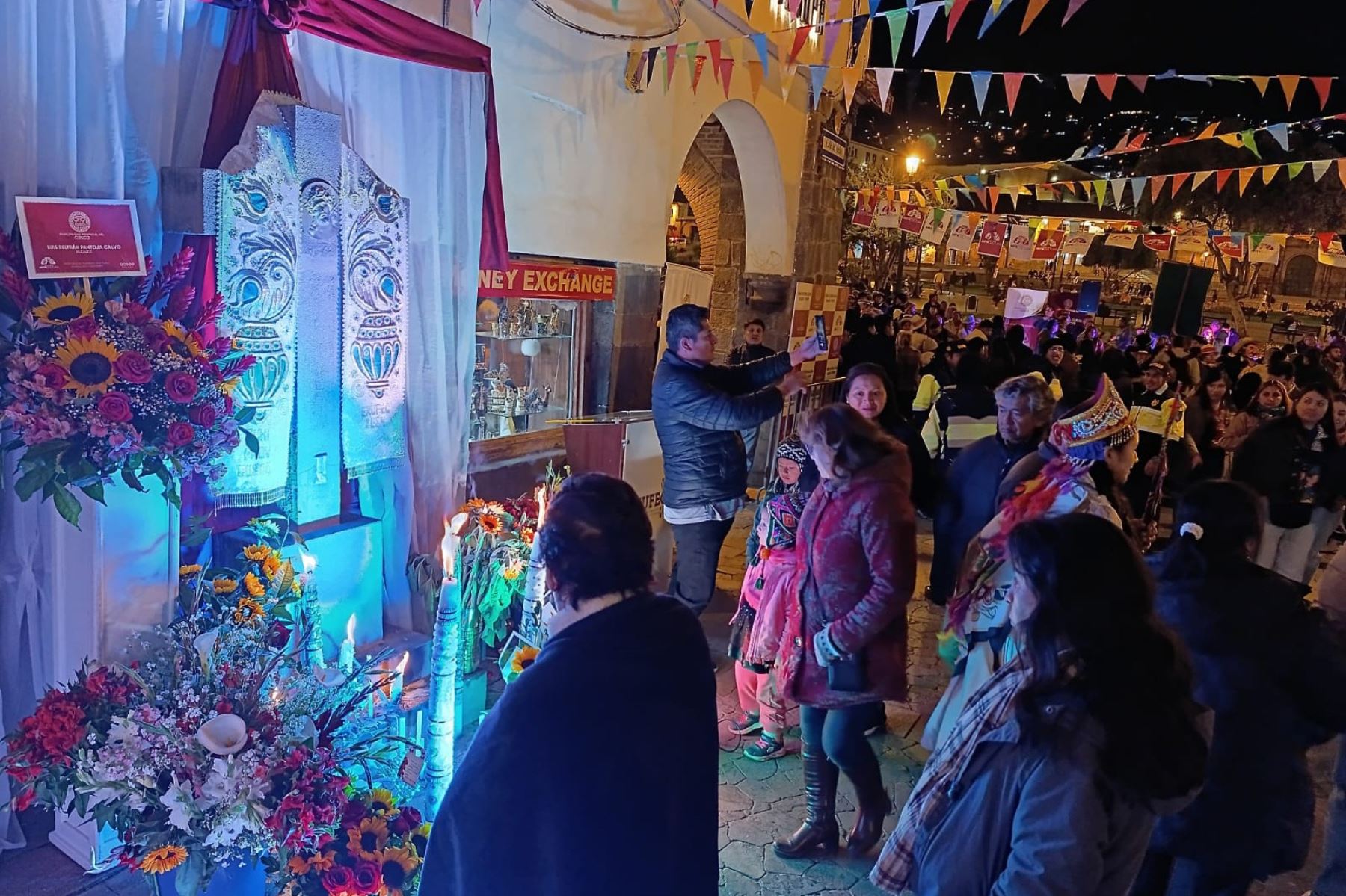 Devotos Inician Tradicional Festividad De La Cruz Velacuy Diario El