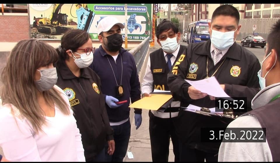 Detienen a tesorera de Ugel La Joya por presunto cobro indebido