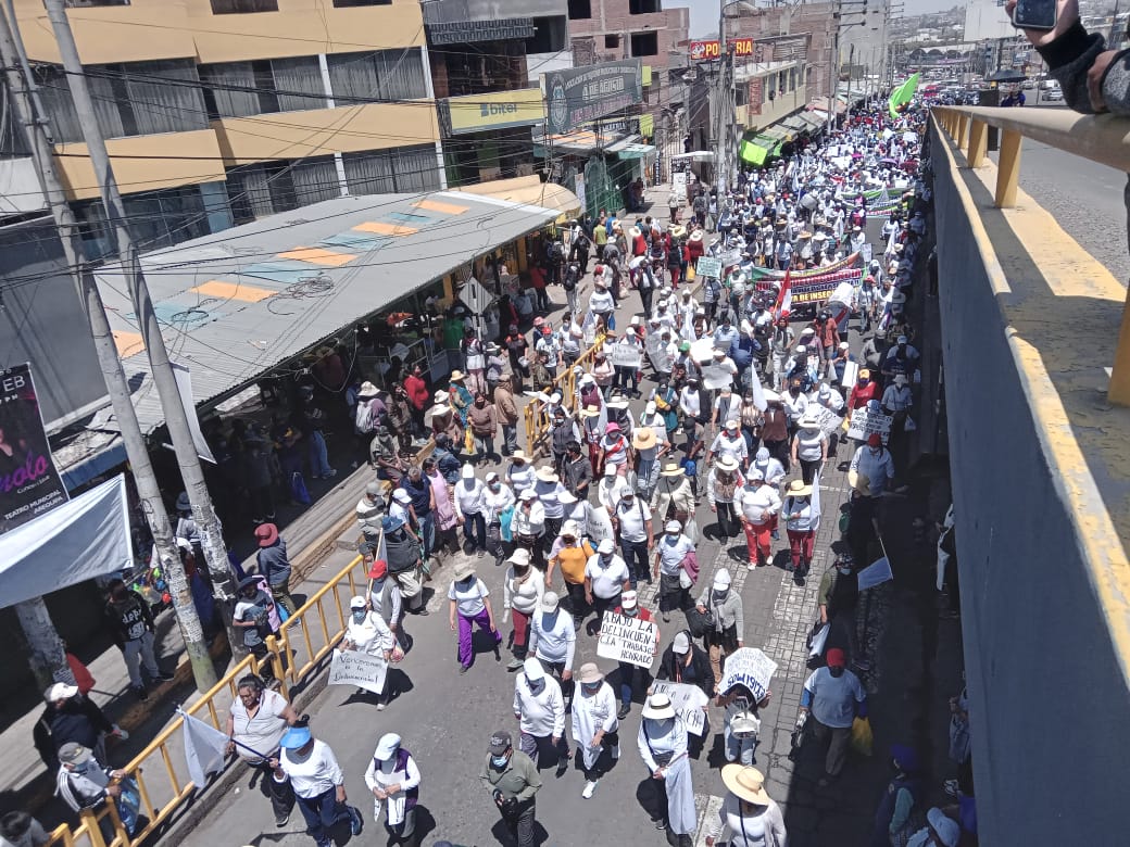 Miles marcharon en Arequipa contra inseguridad en la ciudad