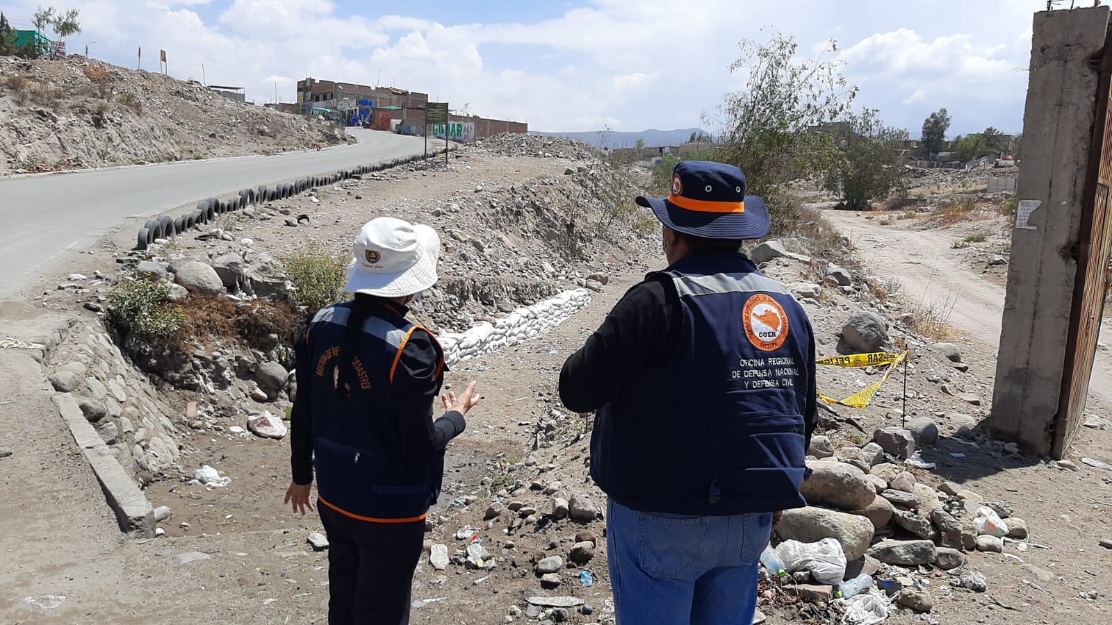 Supervisan trabajos de limpieza y descolmatación de torrenteras