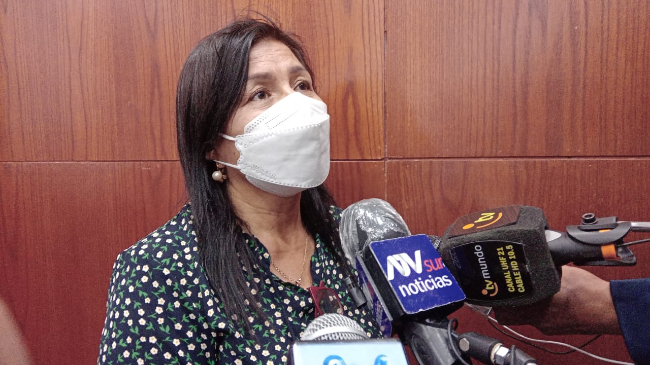 Asesora de Alva pidió a alcaldesa que no hiciera declaraciones