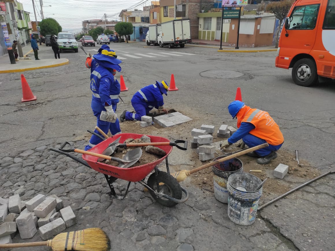 Mantenimiento de arterias con adoquines de concreto