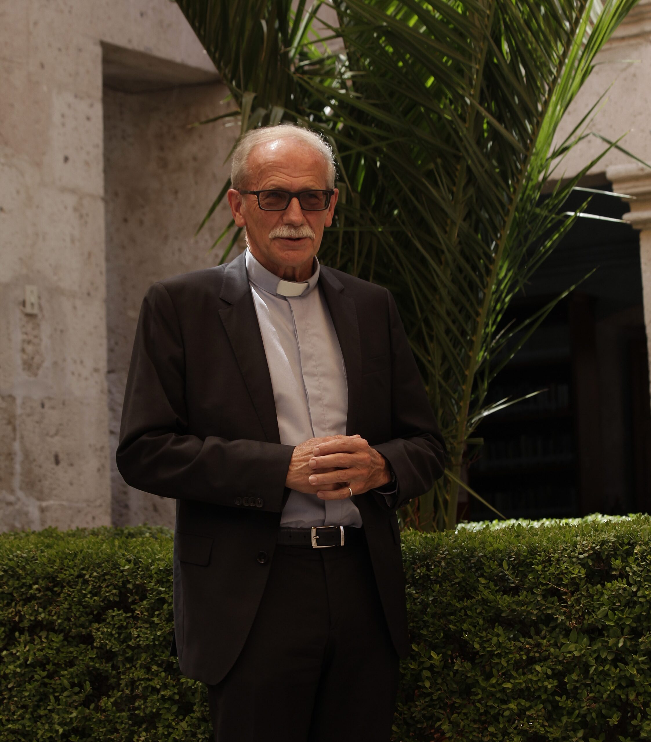 ENTREVISTA: Sacerdote Franz Windischhofer