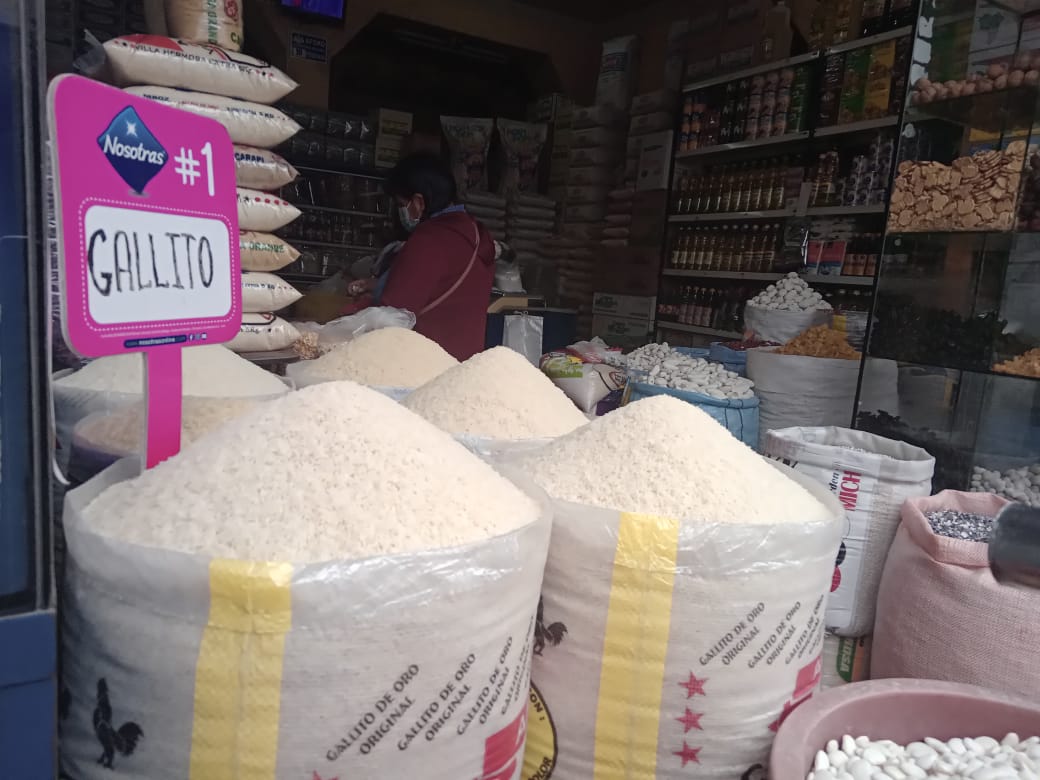 Alimentos subirían entre 15% y 20% tras alza del combustible