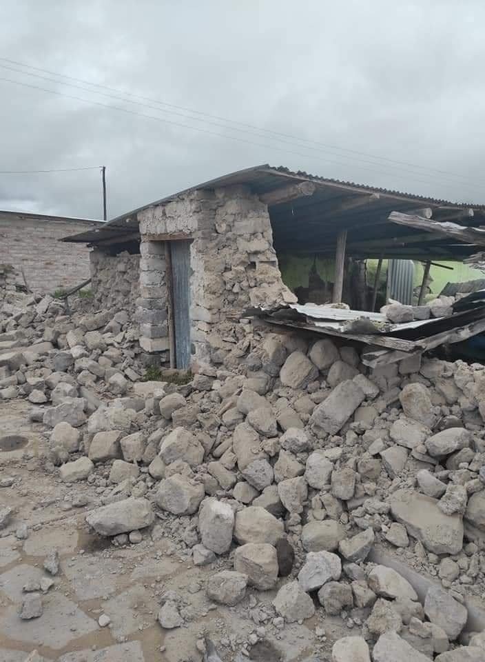 Casi 250 casas afectadas, 80 inhabitables y pueblos aislados dejaron sismos en Caylloma