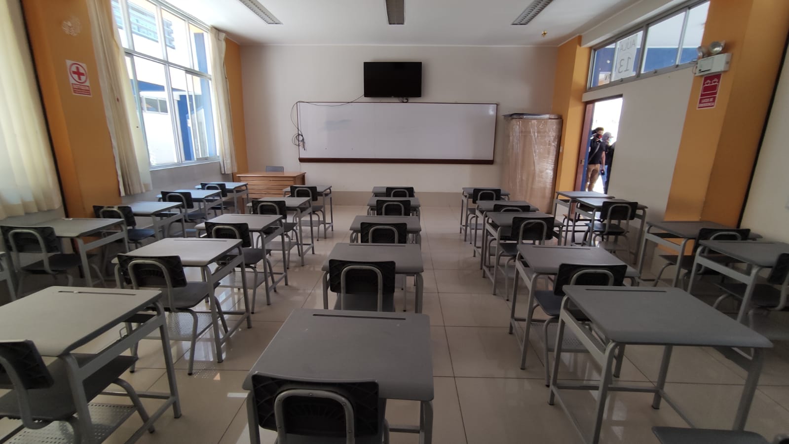 Solo 30% de escolares aptos para clases presenciales