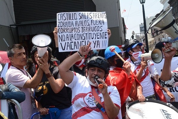 Convocan marcha a favor de vacancia de Castillo para hoy