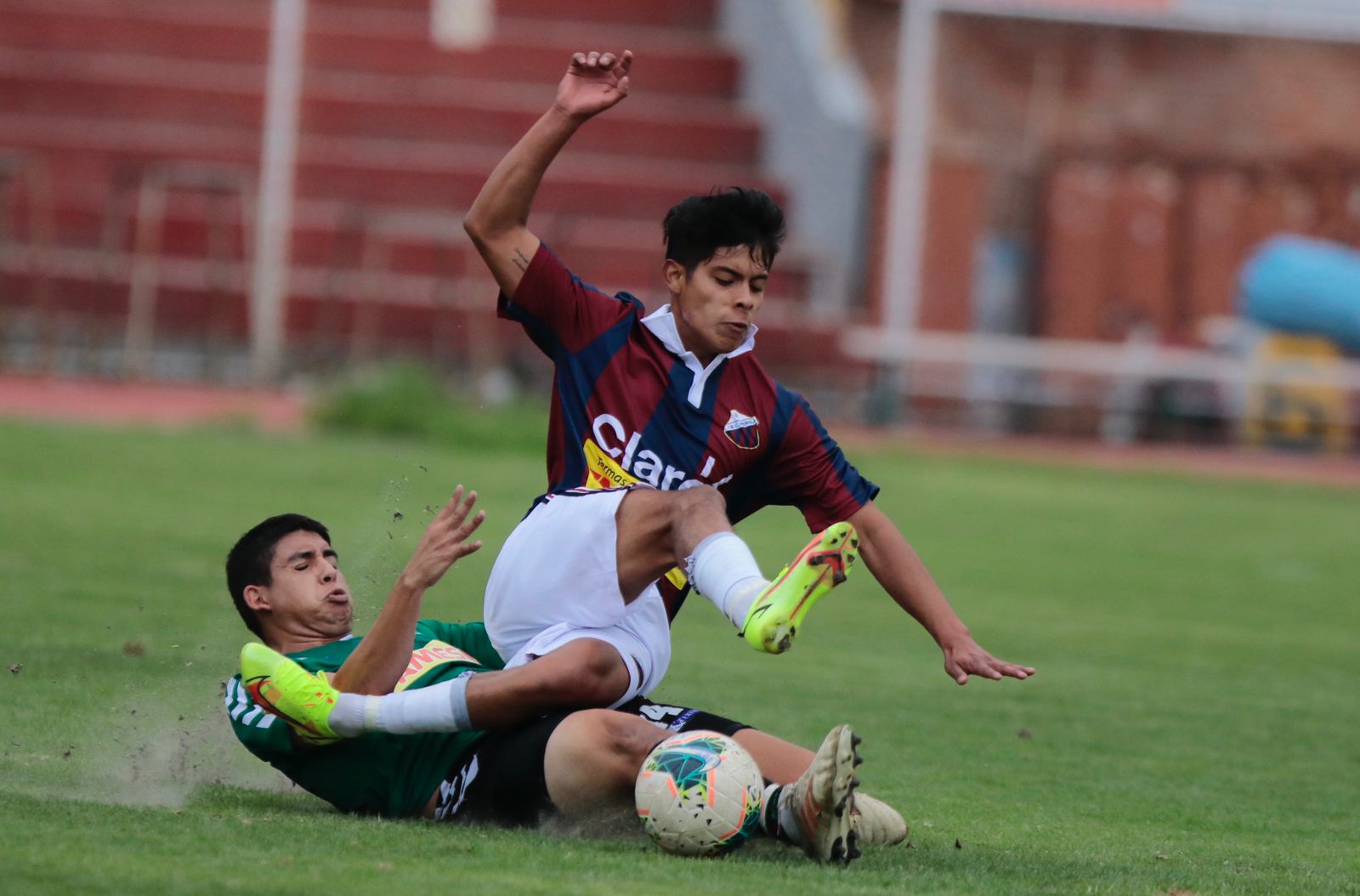 Atlético Universidad defiende primer lugar en el Cercado