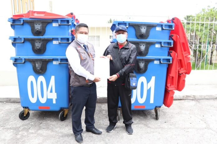 Instalan contenedores de basura en puntos críticos – Diario El Pueblo