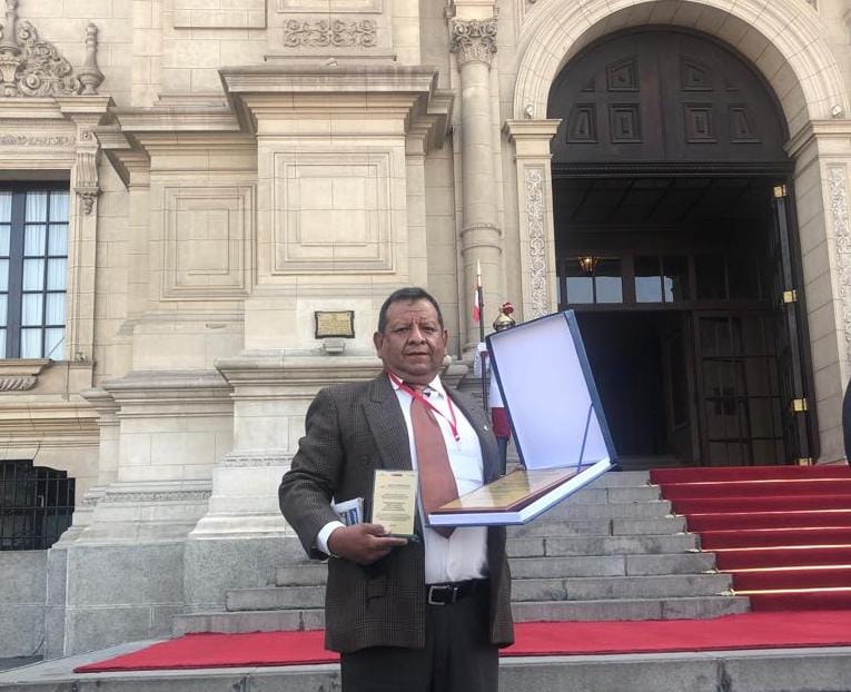 Gobierno Central entregó Premio Nacional a alcalde del distrito de Cerro Colorado