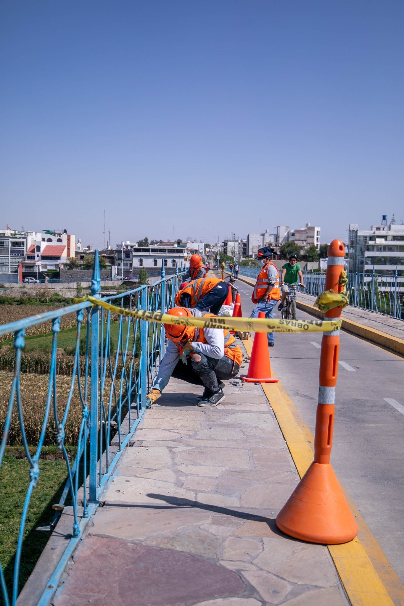 Luego de varios años iniciaron mantenimiento de puente Bolívar