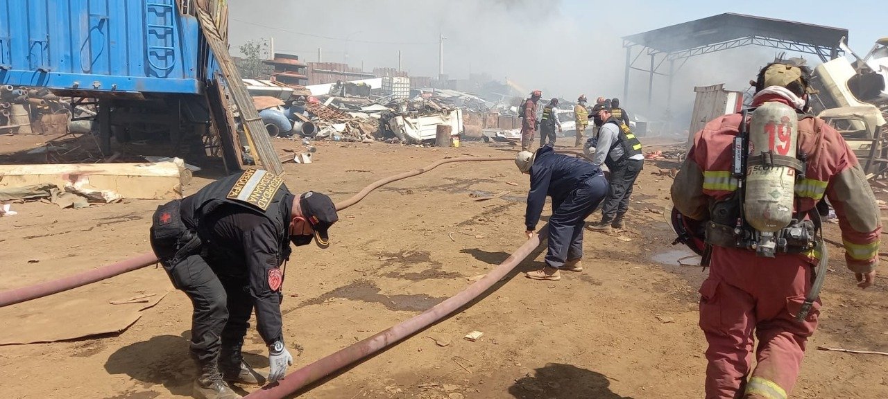 Depósito de materiales de segundo uso se incendió