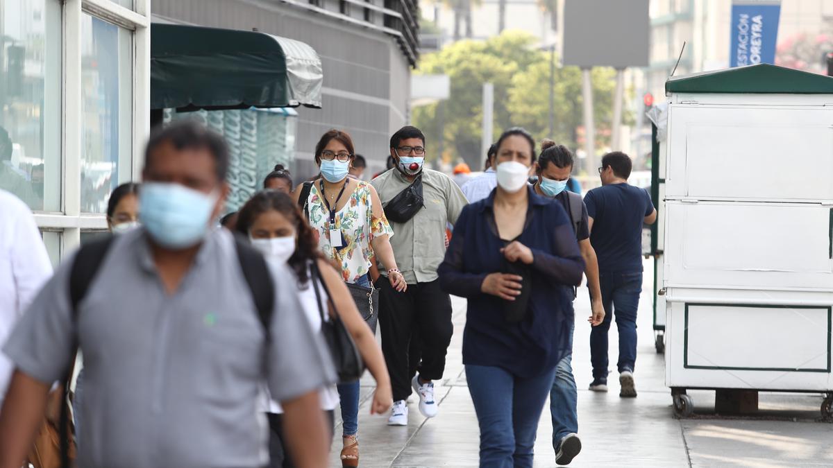 Trabajadores sin tres dosis no podrán hacer labor presencial