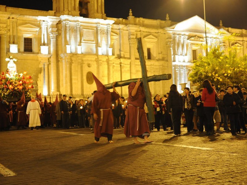 Recorrido de procesiones y Via Crucis será limitado