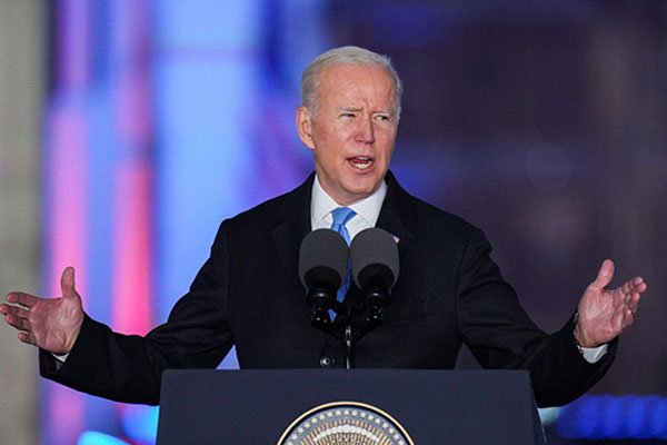 Biden dice que Putin no debe seguir en el poder