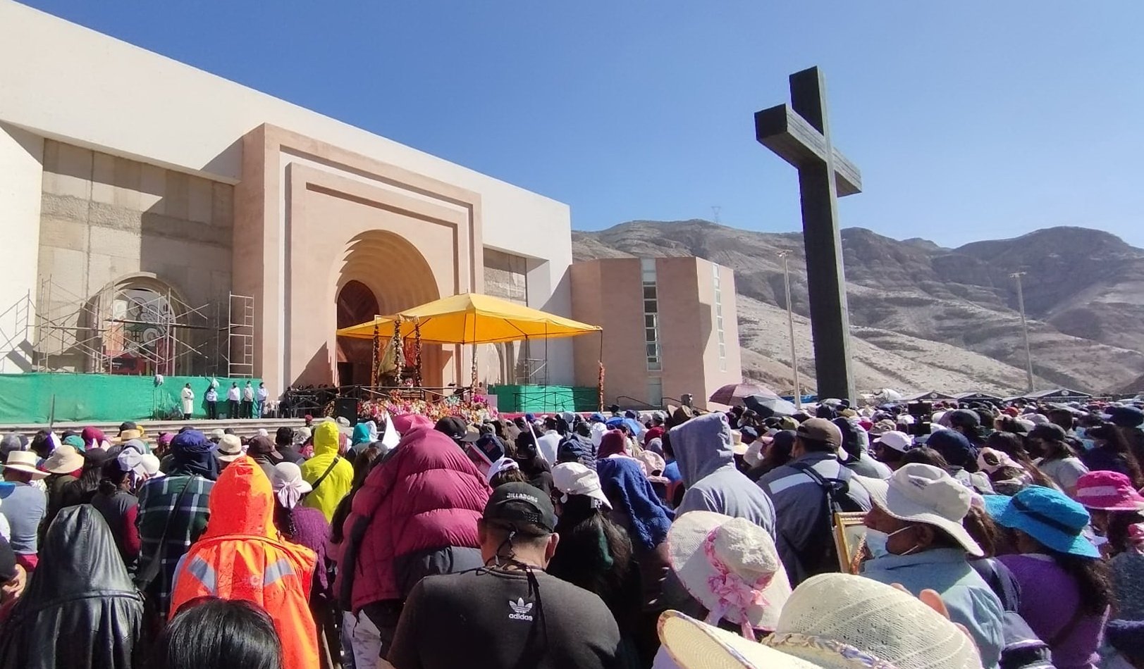 Feligresía arequipeña celebró a la Virgen de Chapi en diversas iglesias