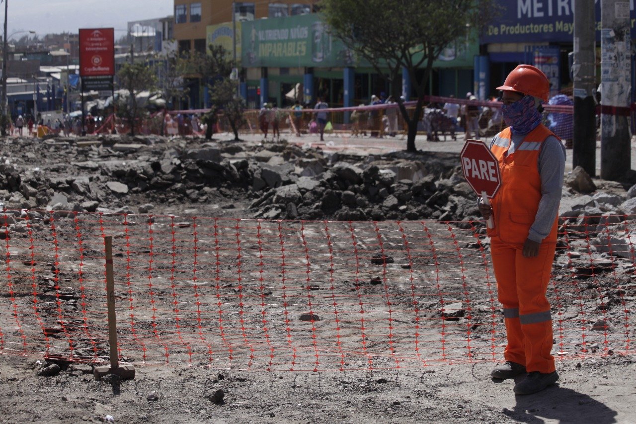 Evaluarán presupuesto adicional para Av. Vidaurrazaga