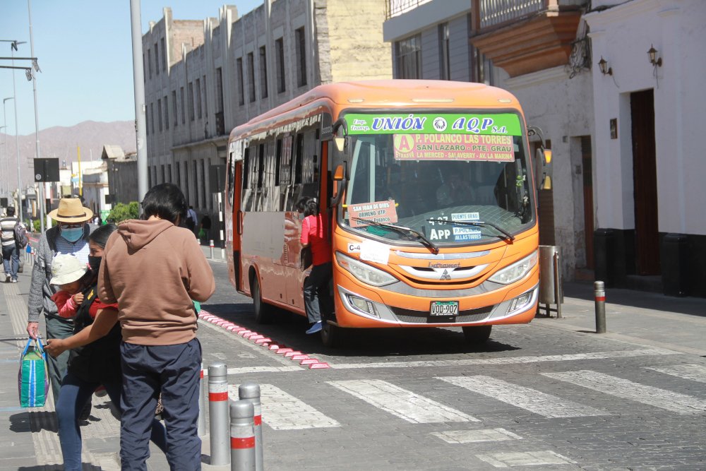 Diez robos en buses del SIT se registraron en este 2022