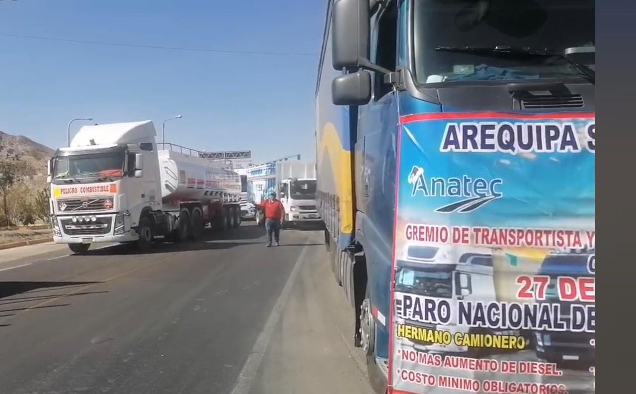 Gobierno decretó estado de emergencia en carreteras Tranportistas