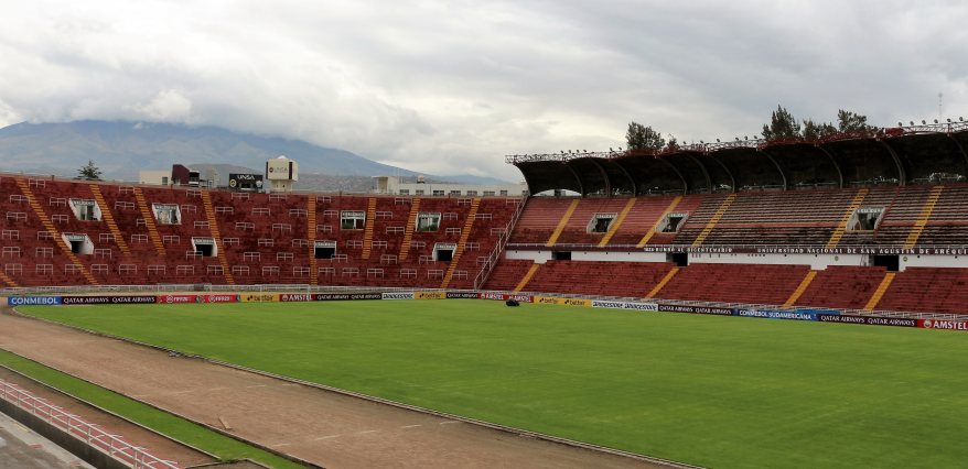 Descartan realizar un festival de danzas en estadio UNSA