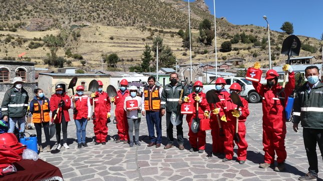 Conforman brigada de voluntarios para combatir incendios forestales