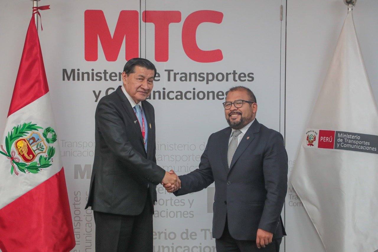 Evalúan en MTC avances del tranvía eléctrico para Arequipa