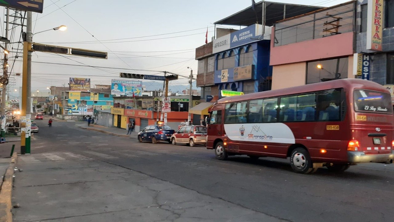 Ocho paraderos son inseguros por constantes hurtos y robos