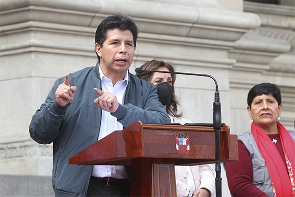 Pedro Castillo anunció que se vienen más audios