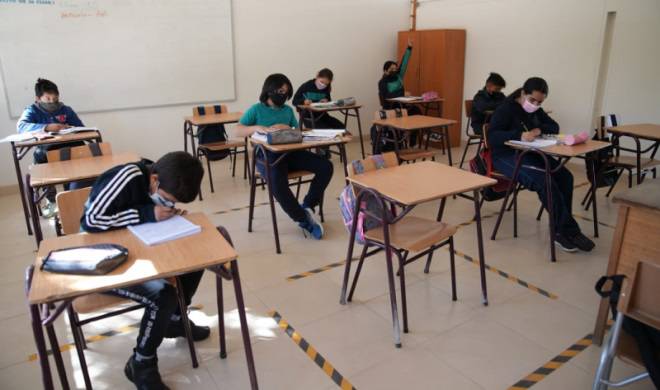 No se suspenderán las labores presenciales en colegios de Arequipa