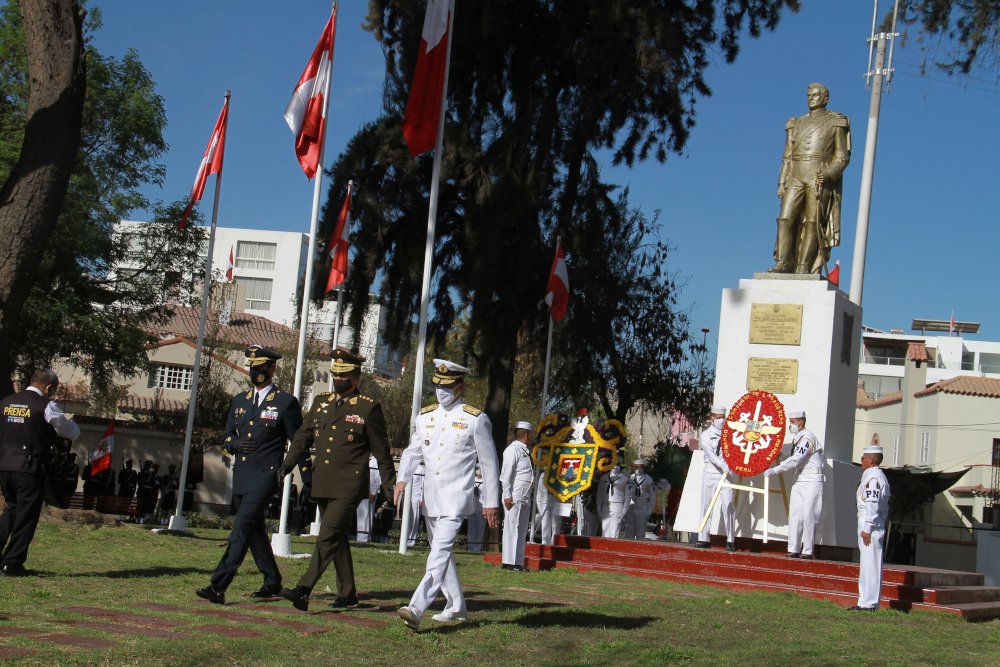 Hoy realizarán misa, sesión solemne e izamiento por Fiestas Patrias