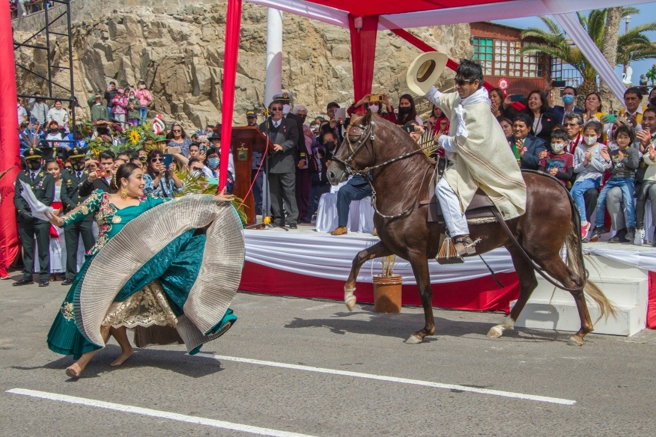 En Mollendo celebraron 201 años de la Independencia Nacional