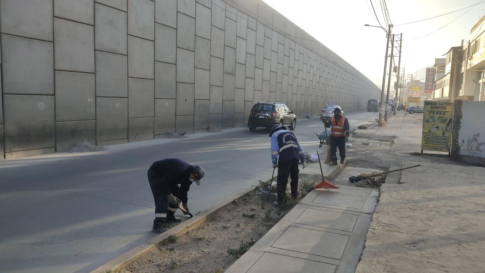 Recolectan cinco toneladas de basura en la Variante de Uchumayo