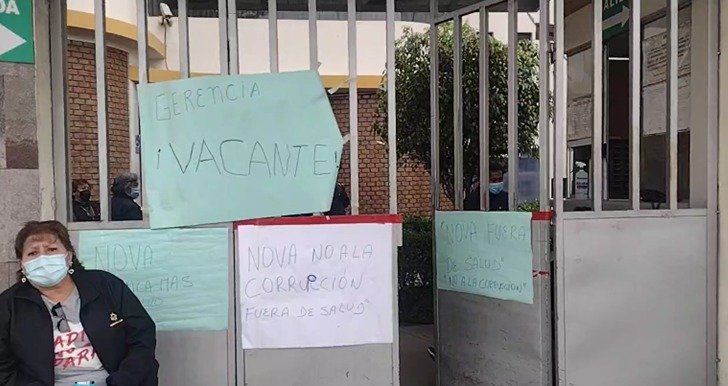 Trabajadores piden la destitución del gerente de Salud Christian Nova