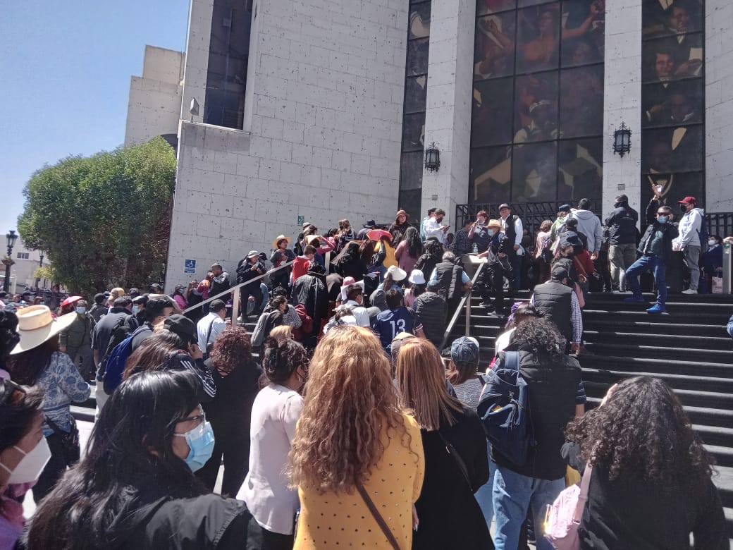 Trabajadores del PJ encontraron puertas soldadas en día de protesta