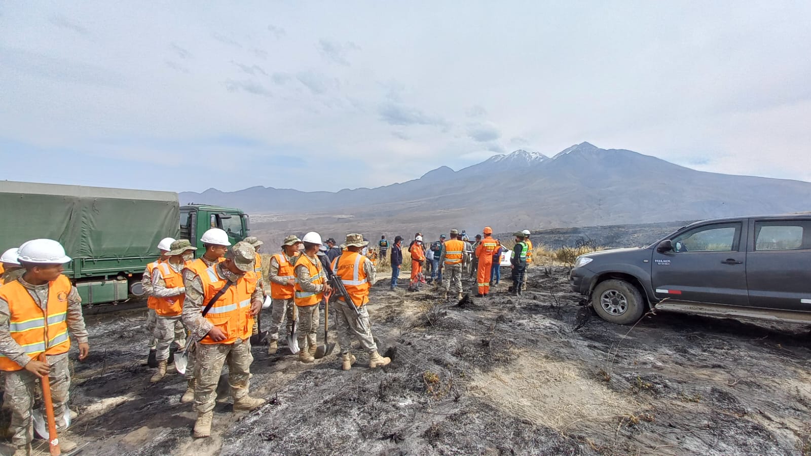 Exhorta a autoridades a ejercer mayor control en ascensos por incendio en el Misti