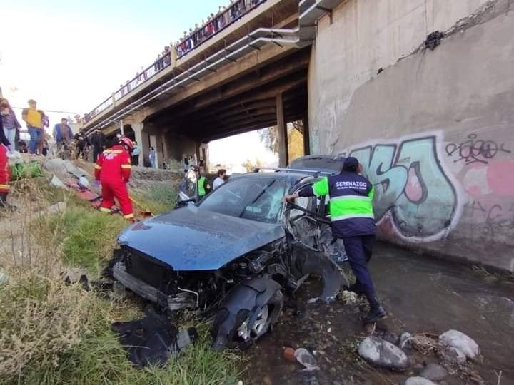 Seguridad ciudadana de Sachaca auxilia heridos de múltiple choque