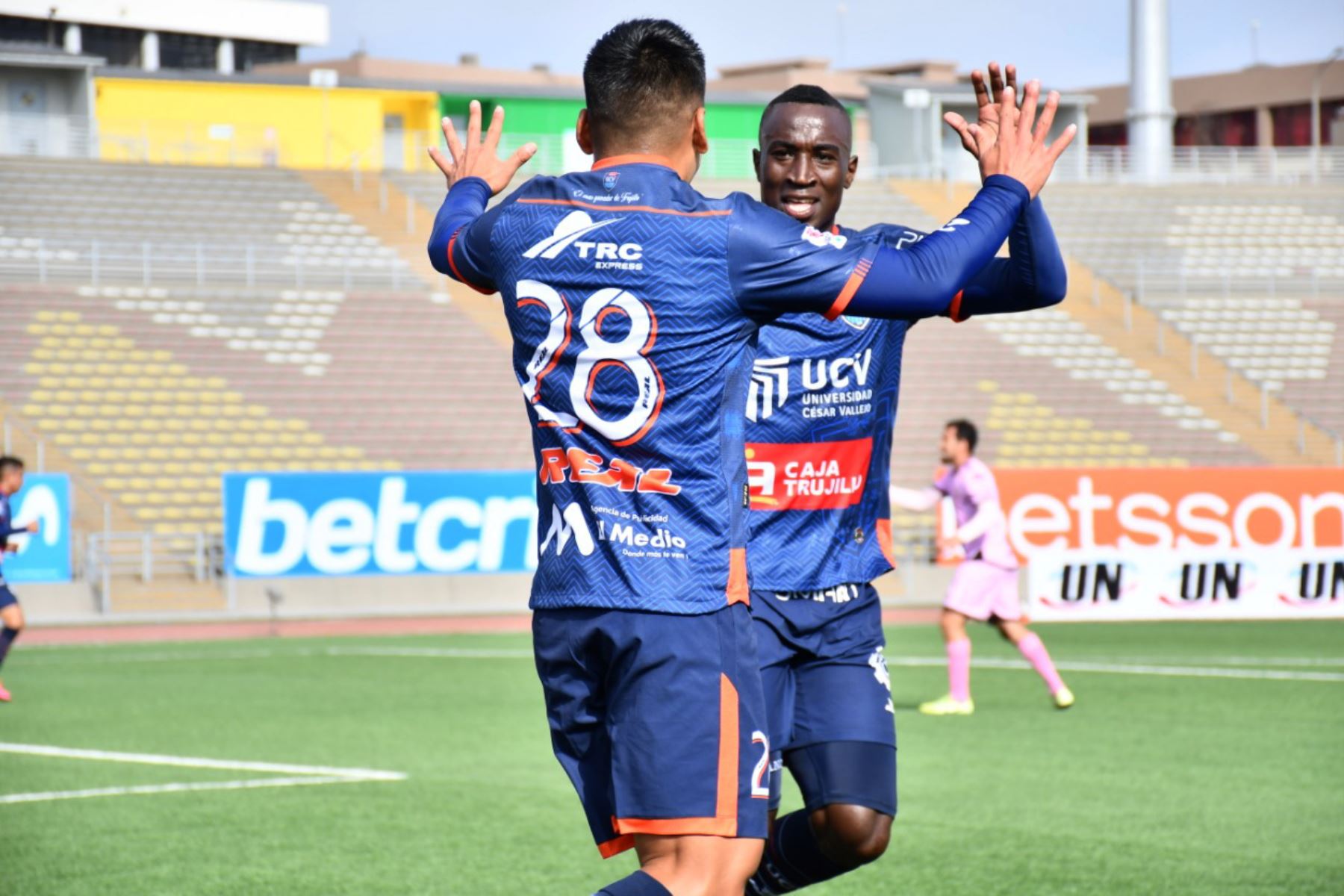 Vallejo ganó 2 – 0 al Boys