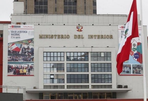 Director de Inteligencia no dura ni 2 semanas en el cargo