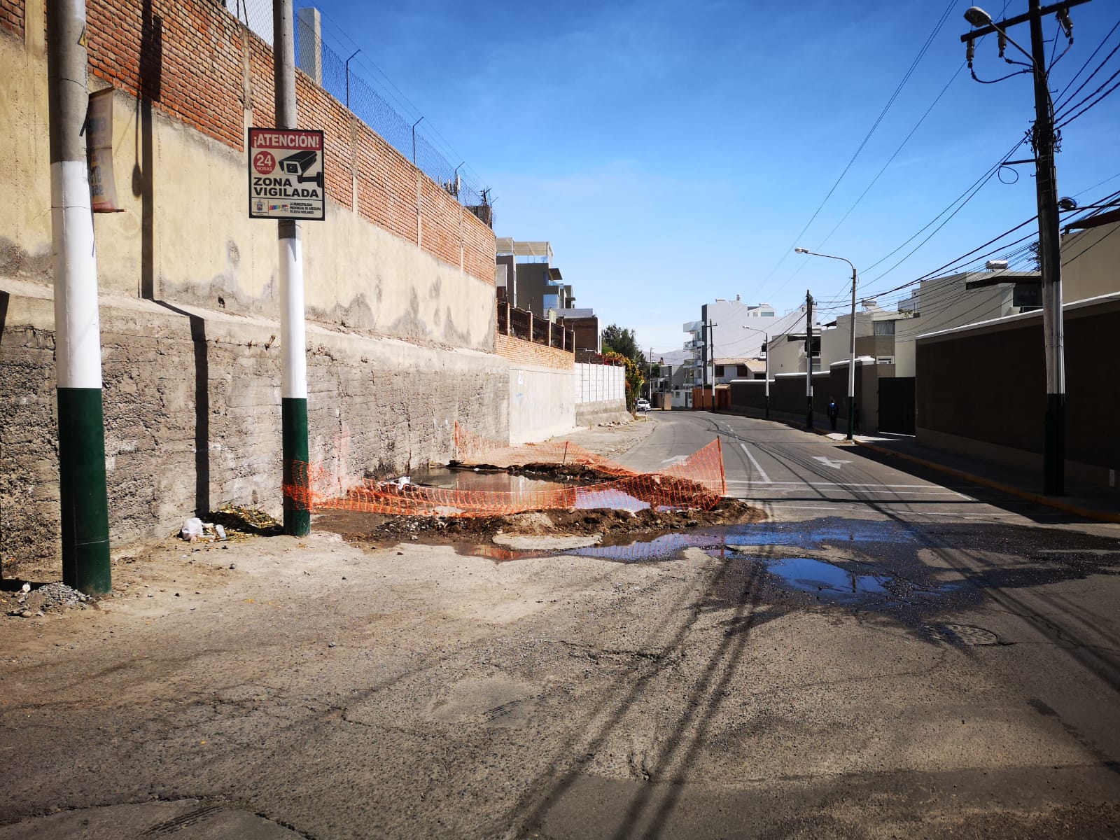 Unas 20 viviendas afectadas por agua en el sector de Vallecito