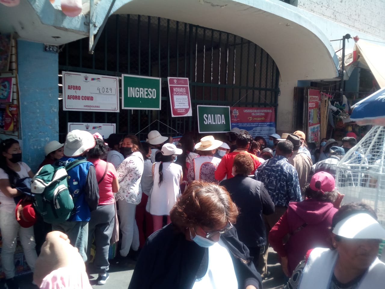 Comerciantes de mercado San Camilo protestaron por inseguridad