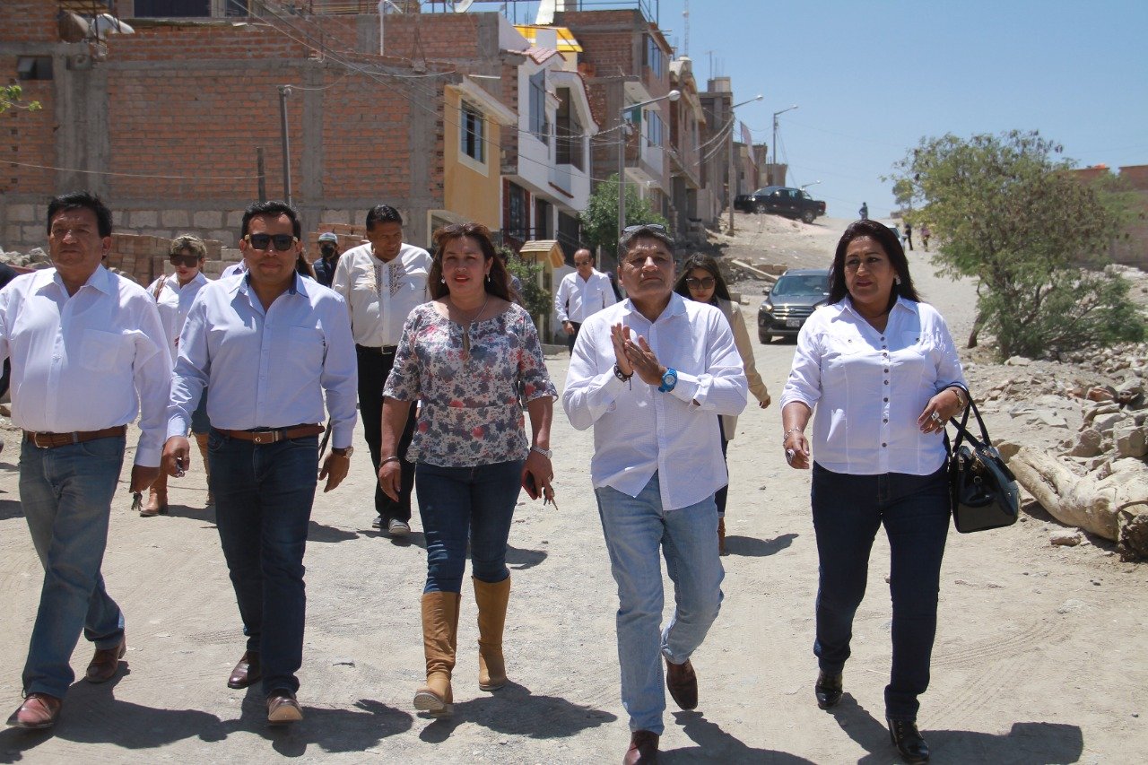 Víctor Hugo Rivera lidera preferencias para la alcaldía provincial de Arequipa