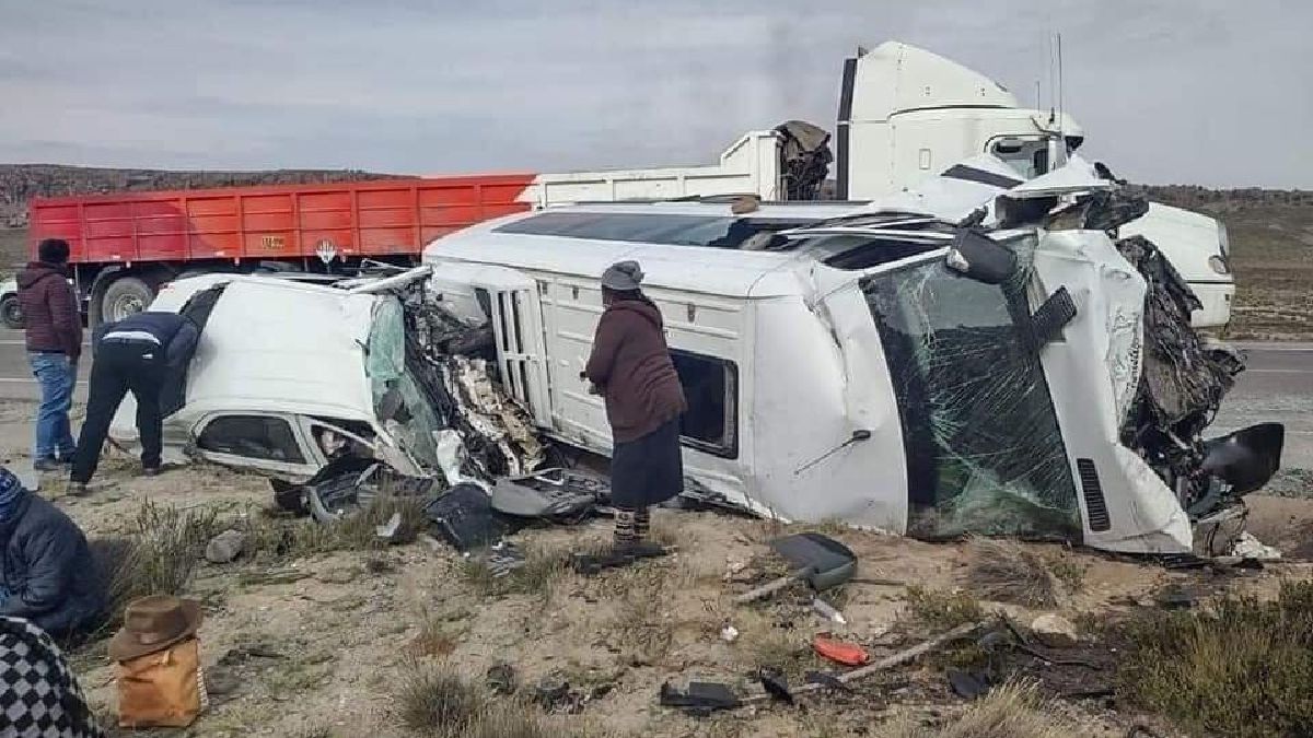 Dos fallecidos por choque en la vía Arequipa-Puno