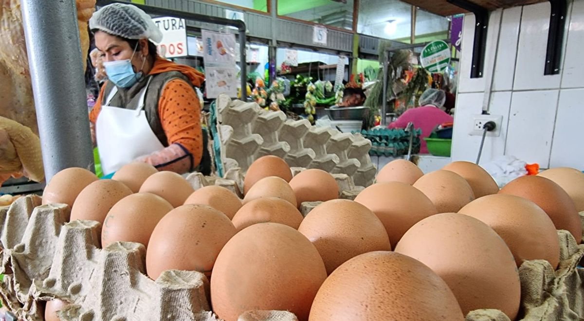 Arequipeños consumen huevos de contrabando procedente de Bolivia