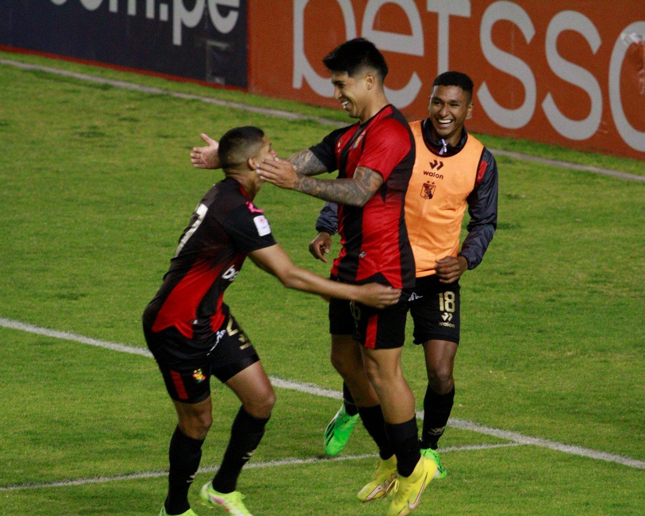 Miguel Zavala nos entrega las mejores fotografías del FBC Melgar tras su partido contra el Sport Boys