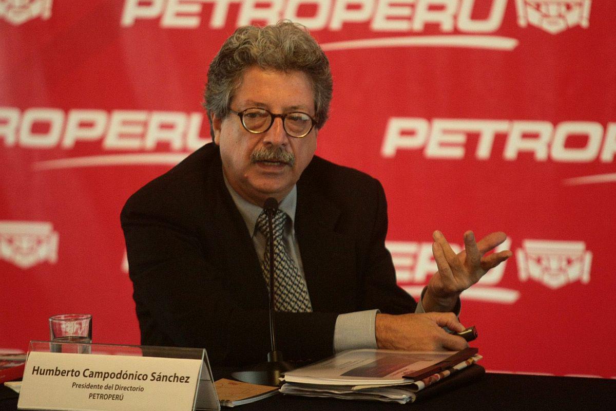 Campodónico renunció a Petroperú por crisis económica de la empresa