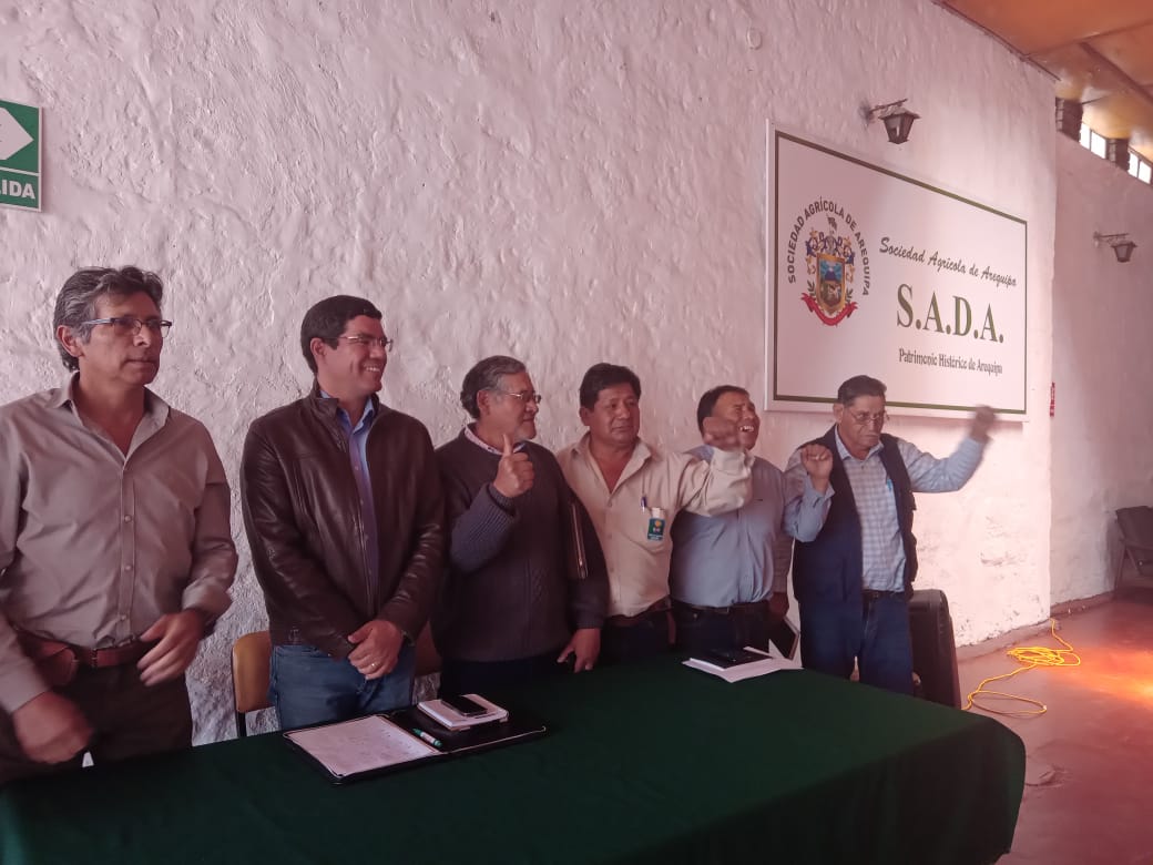 Agricultores también ratifican paro para miércoles y jueves