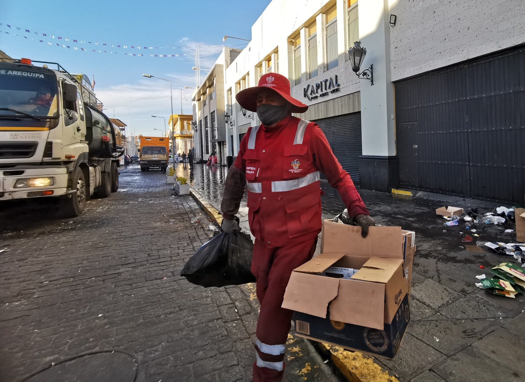 Recogieron 100 toneladas de basura en el Cercado