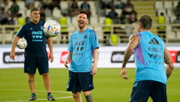 Argentina con Messi debuta mañana por la madrugada