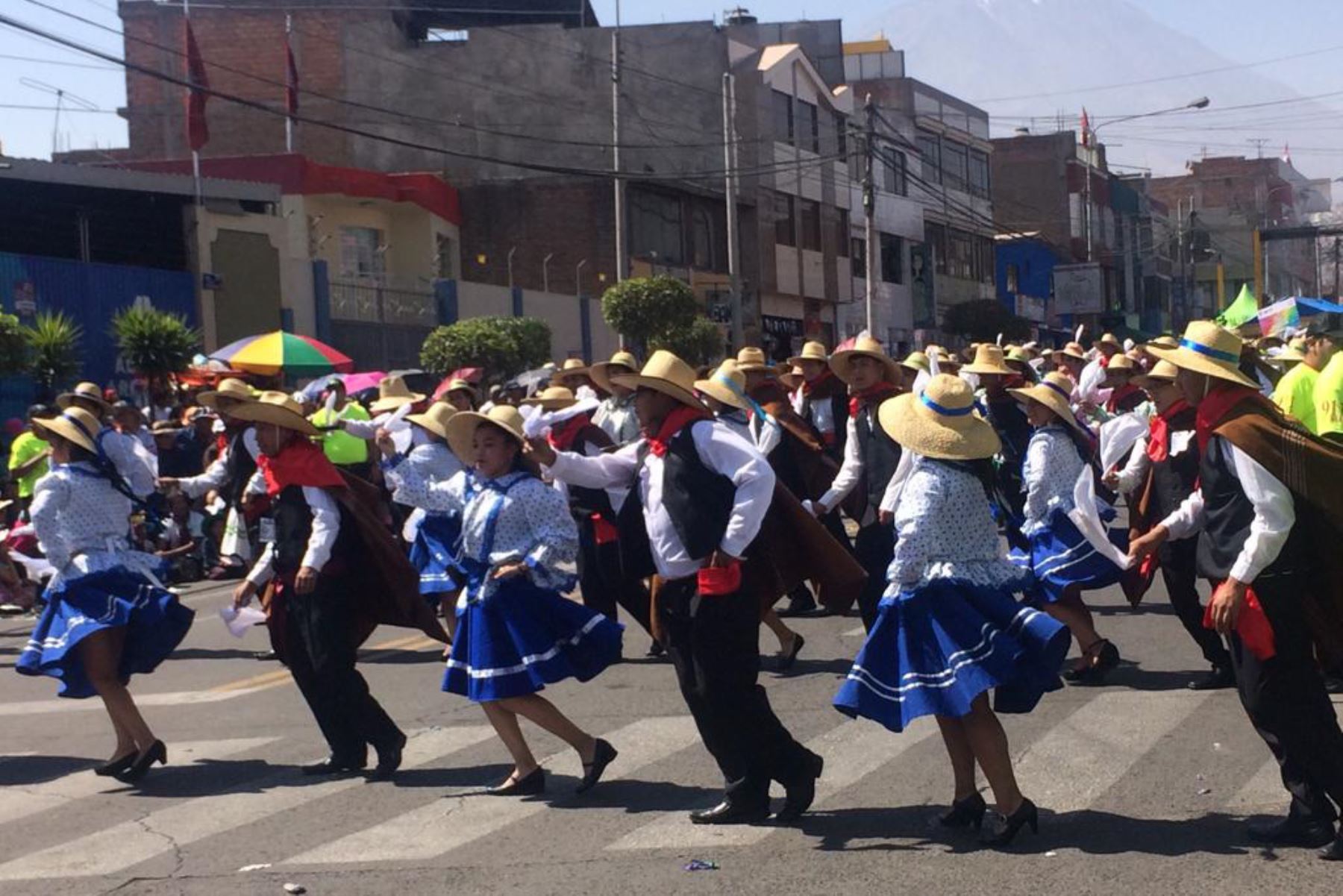 Alistan corso por 129 aniversario de Miraflores